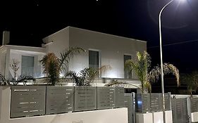 Trapani D'Amare Apartments